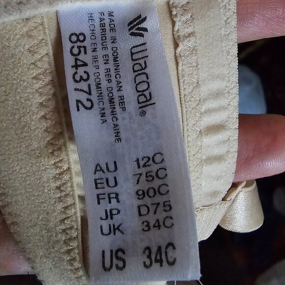 WACOAL ( 34C ) Creme Unlined Bra - Picture 5 of 6